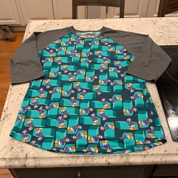 LuLaRoe Donald Duck Shirt sz 2X NWOT - Picture 1 of 4